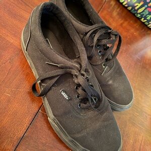 Vans Black Low-Top Canvas Sneakers for Men